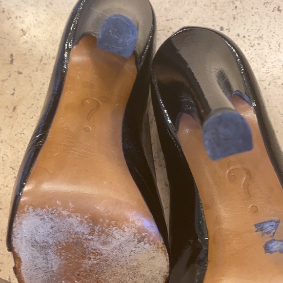 Moschino Authentic tuxedo bow patent platform - Picture 7 of 10